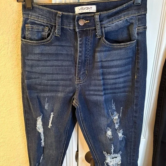 💜3/$15. 2 pairs of jeans size 7 juniors - Picture 3 of 12